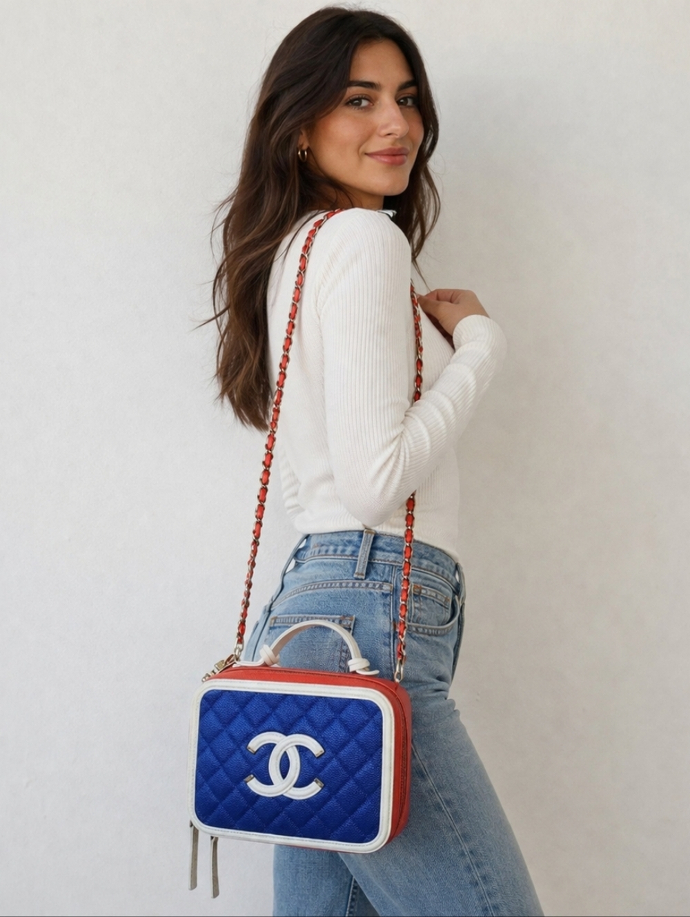 💙🧡 Chanel Filigree Bag 🧡💙